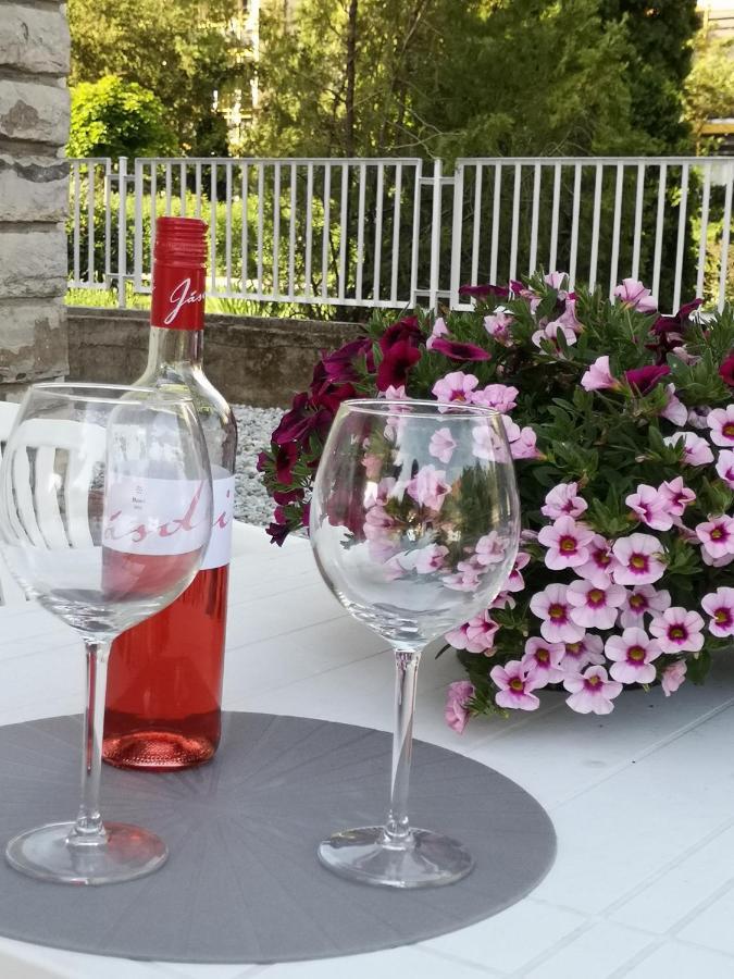 Balaton Apartman Fuered บาลาตอนฟือเรด ภายนอก รูปภาพ