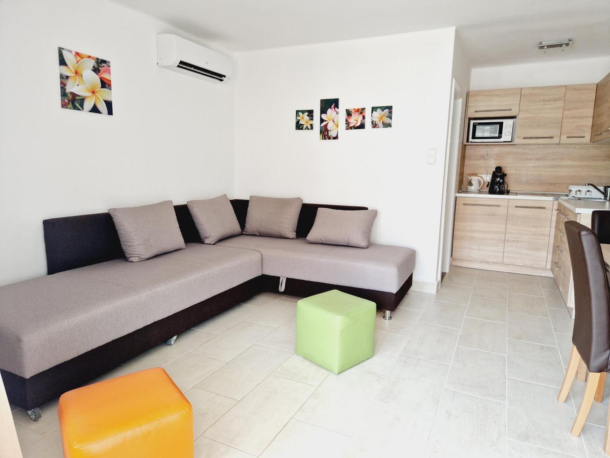 Balaton Apartman Fuered บาลาตอนฟือเรด ภายนอก รูปภาพ