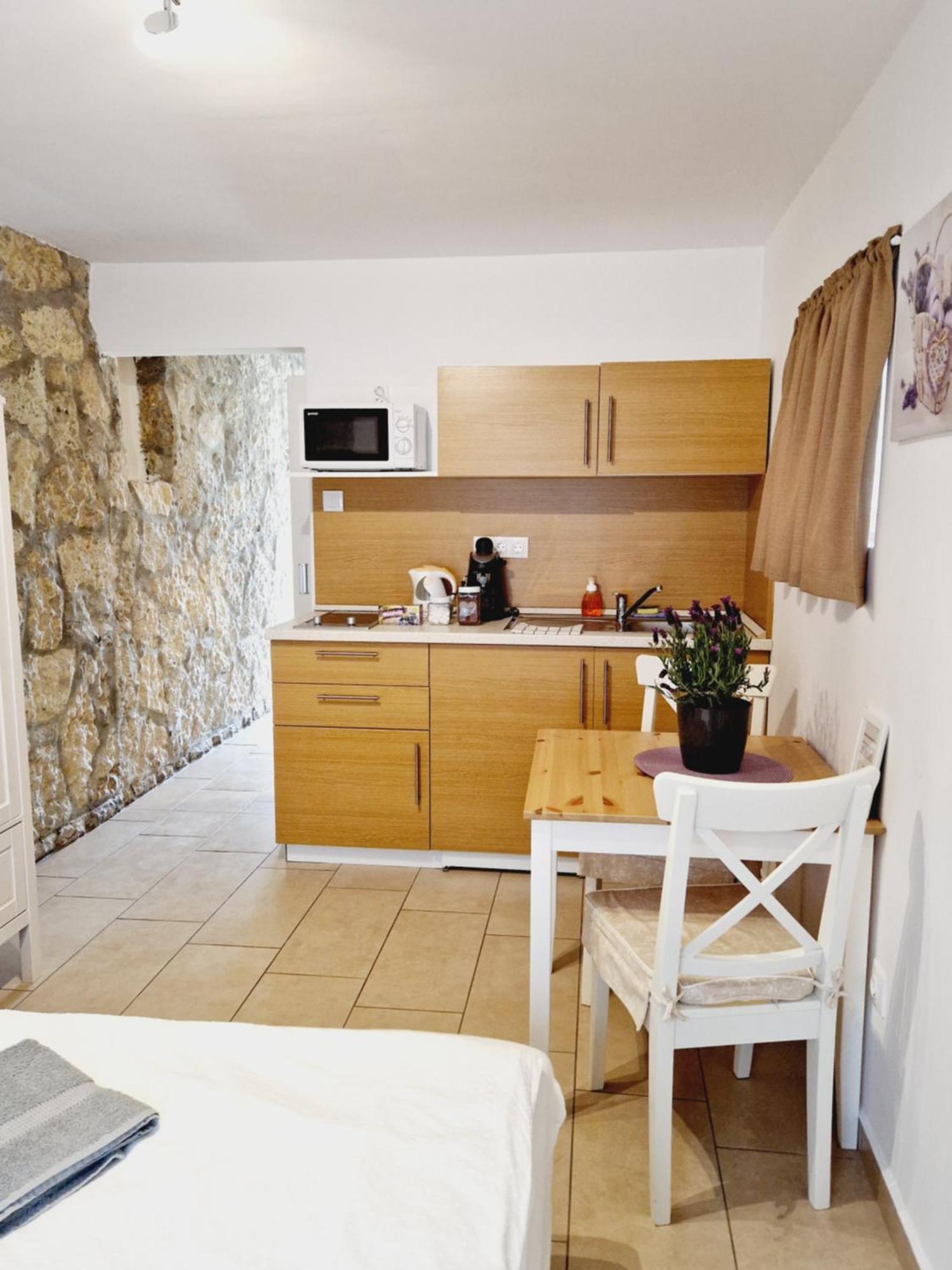 Balaton Apartman Fuered บาลาตอนฟือเรด ภายนอก รูปภาพ